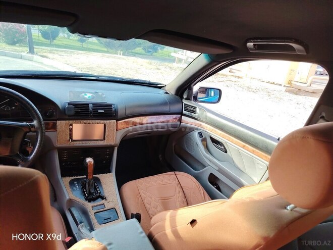 BMW 520-2