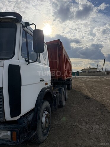 MAZ 642208-3