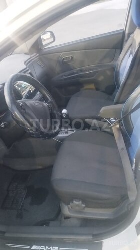 Kia Pride-3