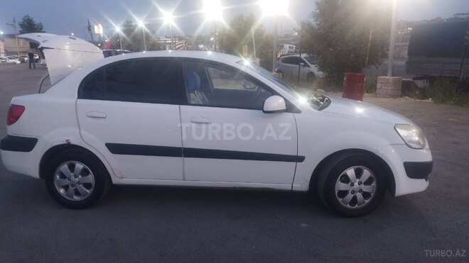 Kia Pride-8