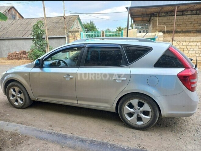 Kia Ceed SW-10