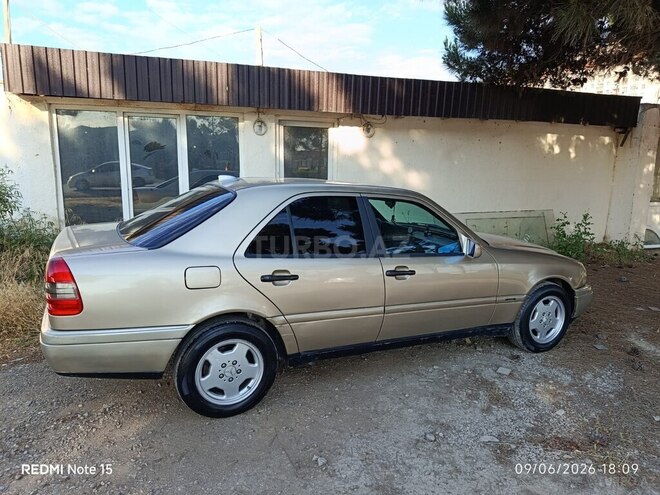 Mercedes C 200-10