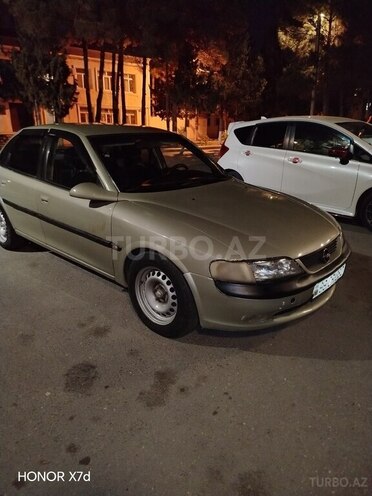 Opel Vectra-8