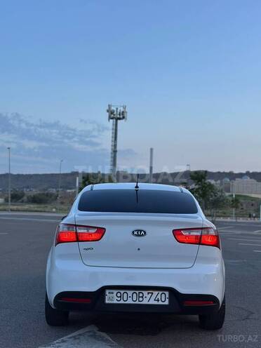 Kia Rio-4