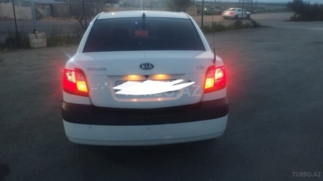 Kia Pride-10
