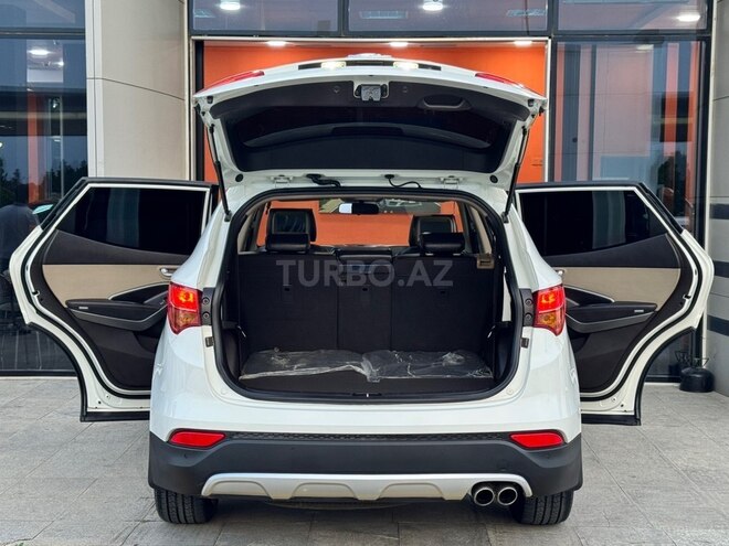 Hyundai Santa Fe-18
