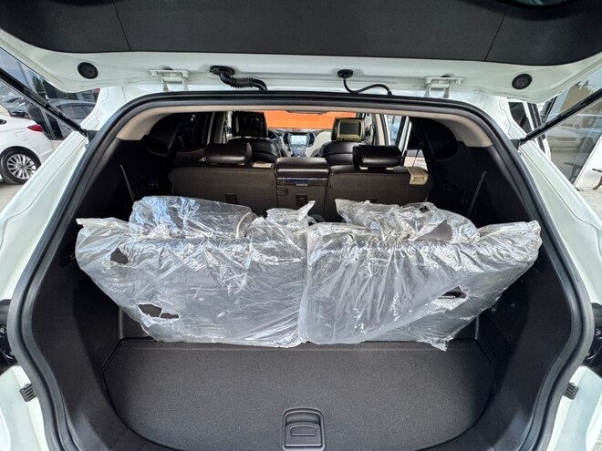 Hyundai Santa Fe-21