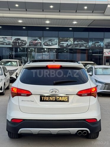 Hyundai Santa Fe-17