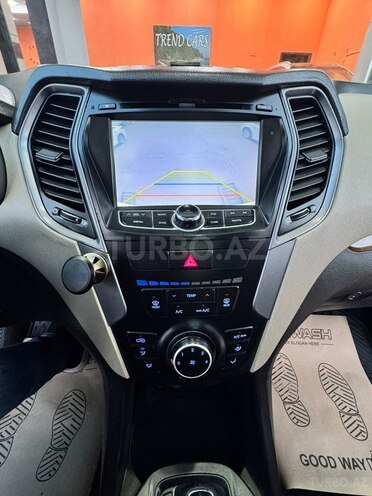 Hyundai Santa Fe-36