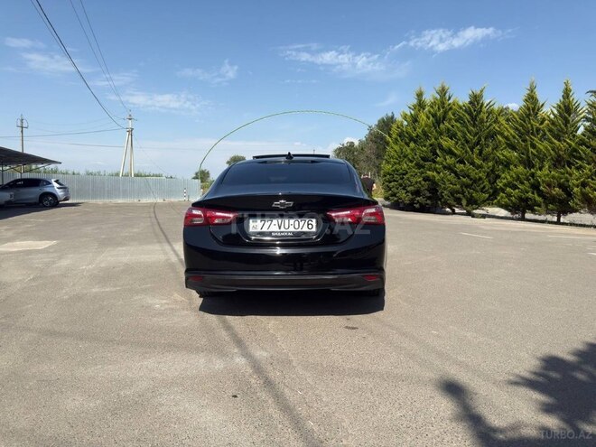 Chevrolet Malibu-8