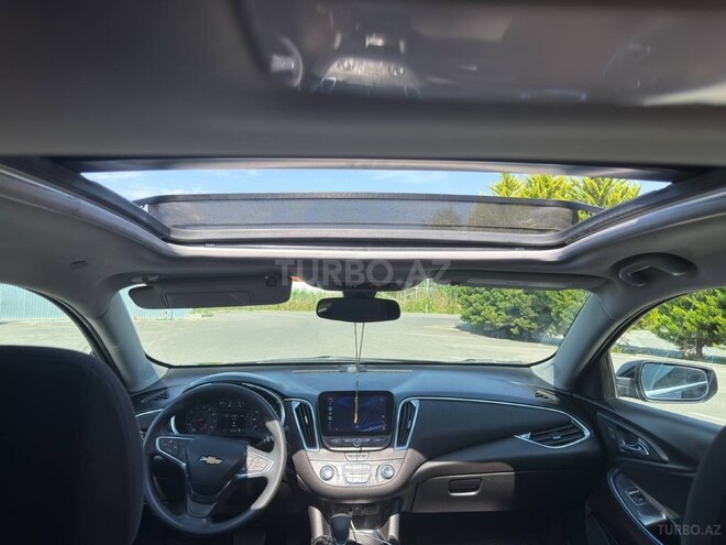 Chevrolet Malibu-13