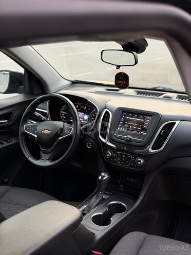 Chevrolet Equinox-8