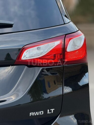 Chevrolet Equinox-12