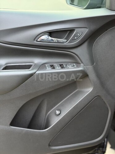 Chevrolet Equinox-19