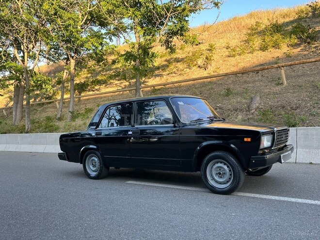 LADA (VAZ) 2107-3