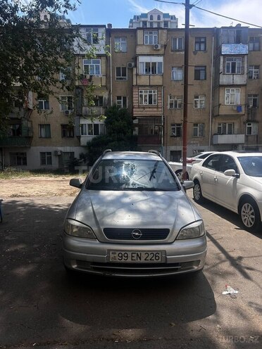 Opel Astra-2