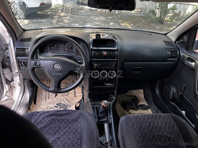 Opel Astra-9