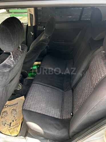 Opel Astra-10
