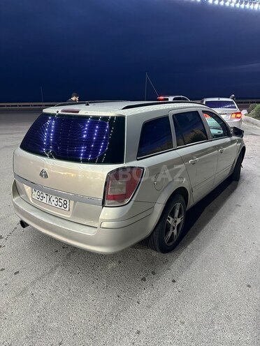 Opel Astra-2