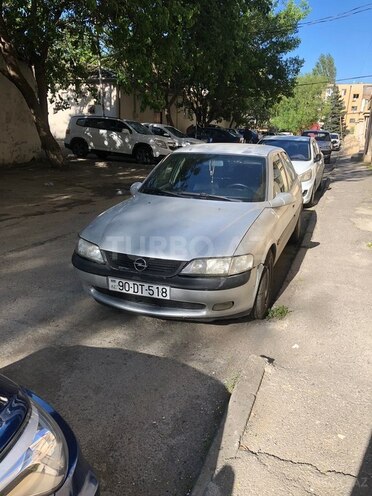 Opel Vectra-1
