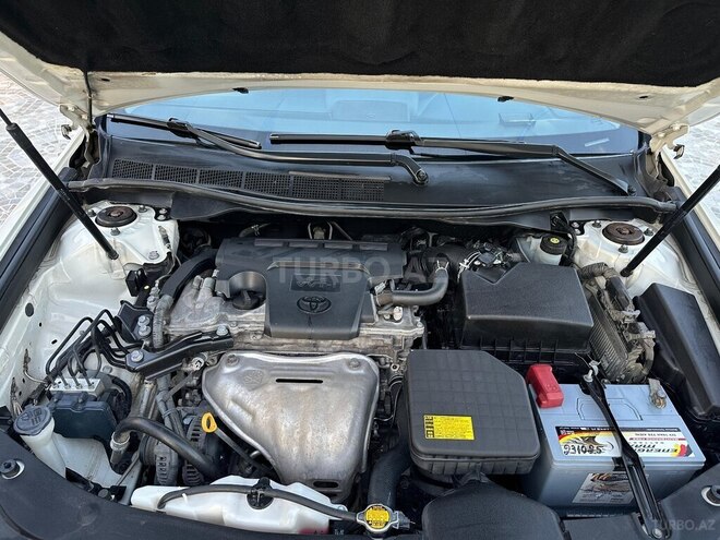 Toyota Camry-18