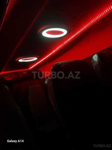Ford Transit-15