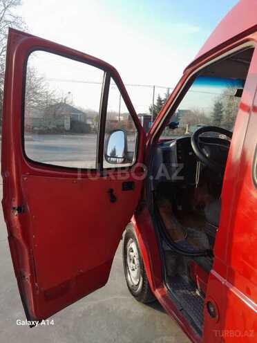 Ford Transit-18