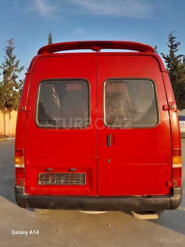 Ford Transit-6