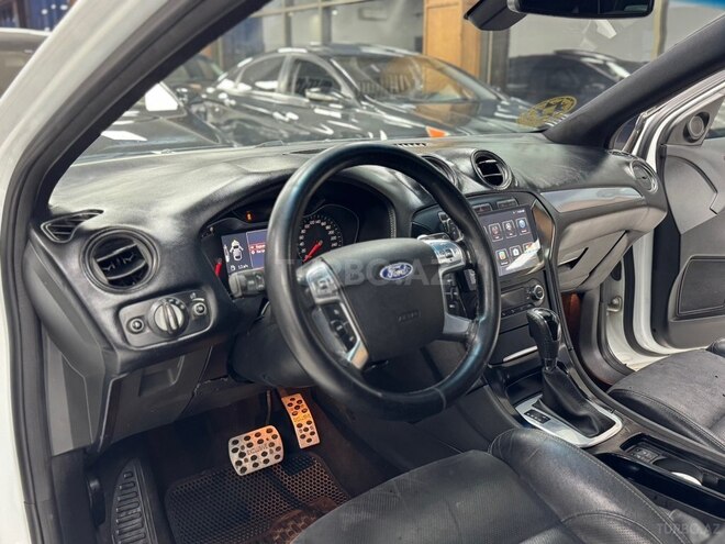 Ford Mondeo-16