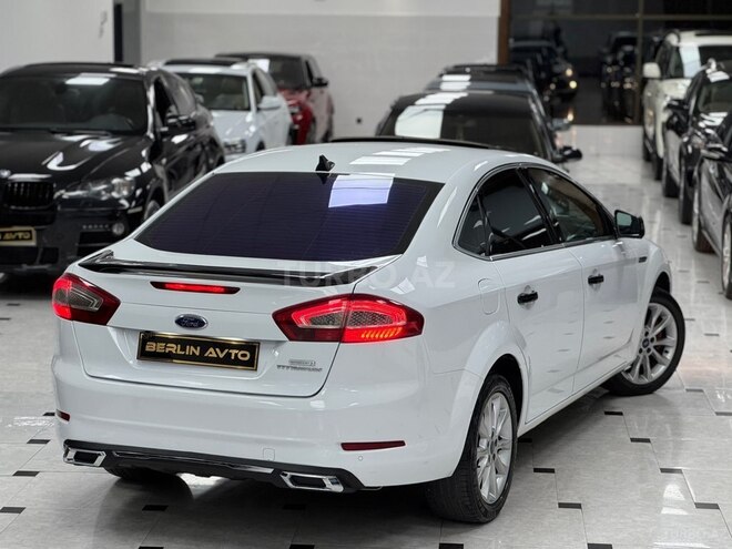 Ford Mondeo-11