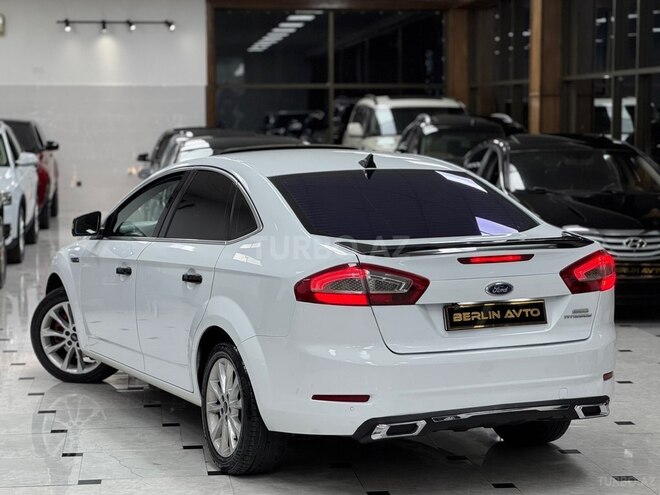 Ford Mondeo-8