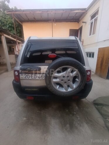 Land Rover Freelander-2