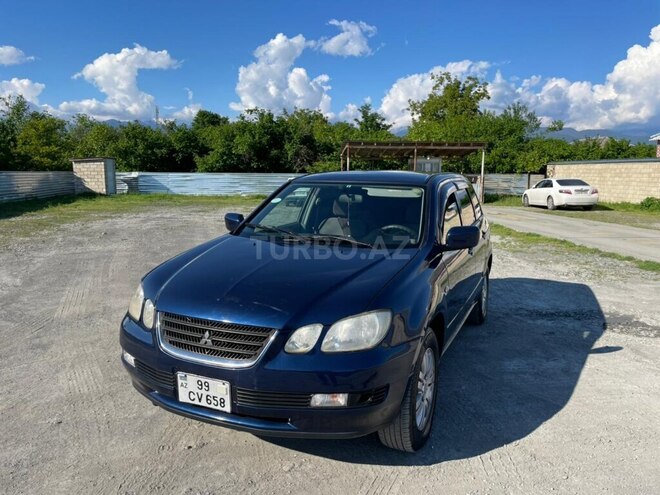 Mitsubishi Airtrek-6