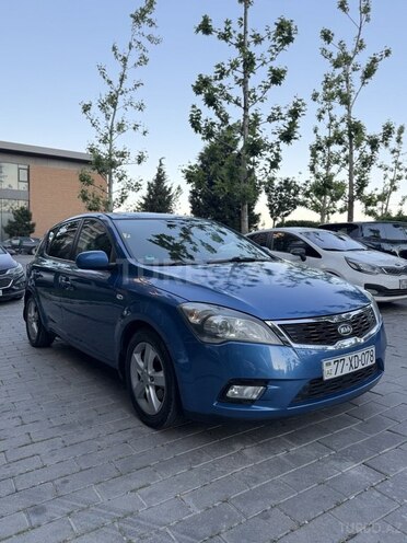 Kia Ceed-13