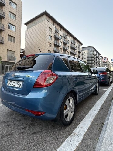 Kia Ceed-7