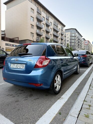 Kia Ceed-6