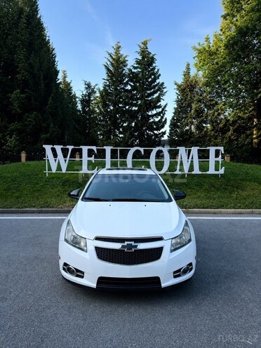 Chevrolet Cruze-1