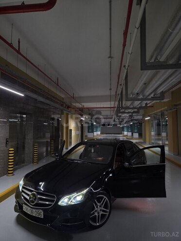 Mercedes E 220-4