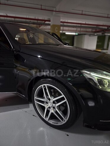 Mercedes E 220-5