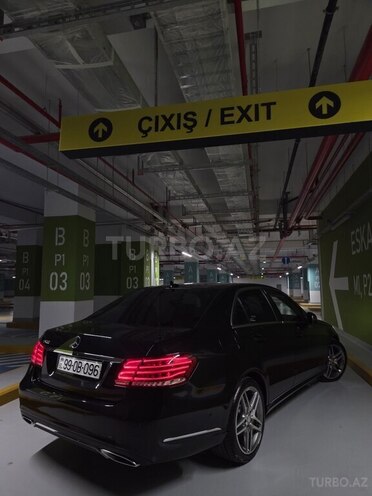 Mercedes E 220-7