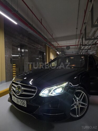 Mercedes E 220-10
