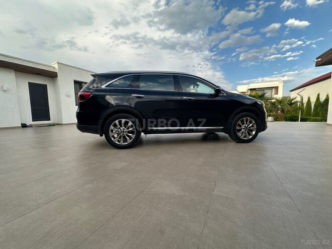 Kia Sorento-9