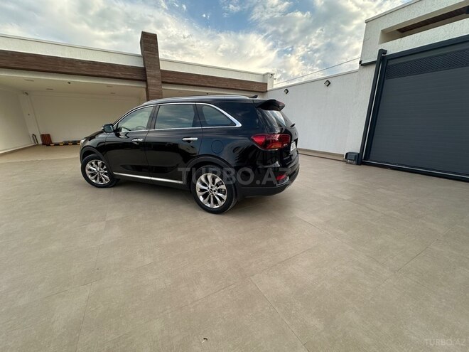 Kia Sorento-5