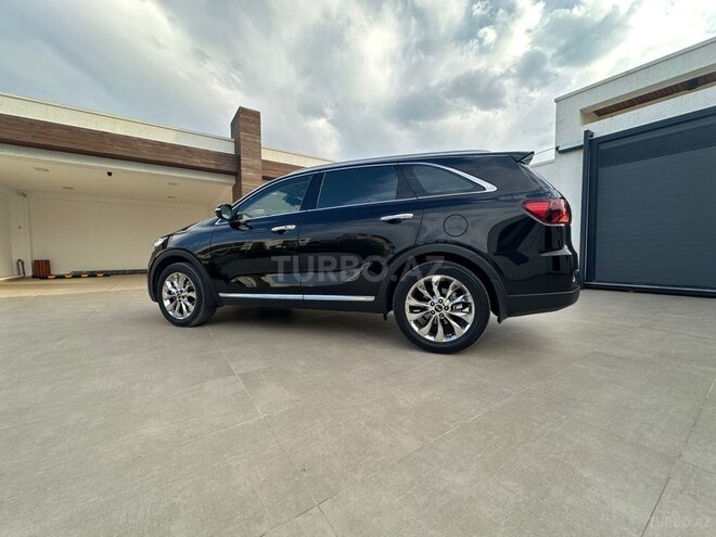 Kia Sorento-10