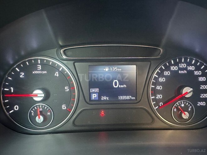 Kia Sorento-15