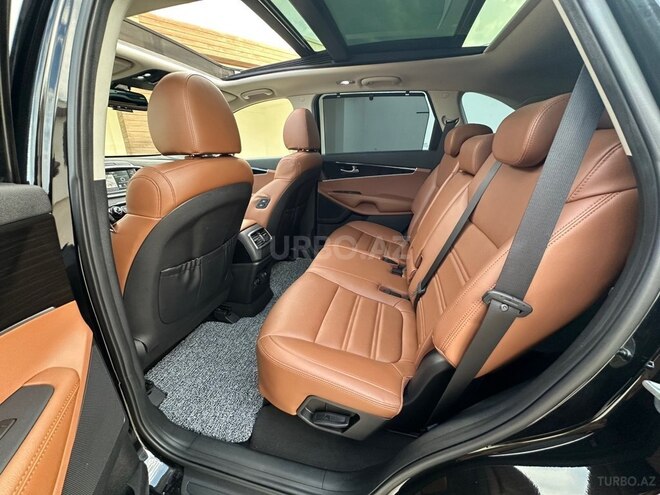 Kia Sorento-17