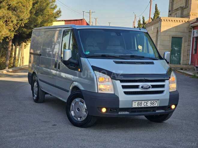 Ford Transit-2