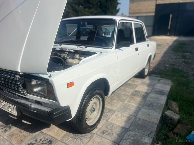 LADA (VAZ) 2107-6