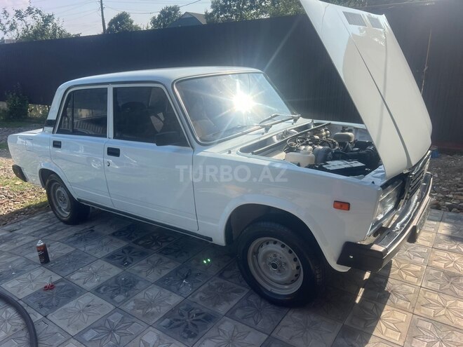 LADA (VAZ) 2107-10