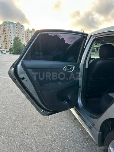 Nissan Sentra-7